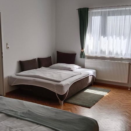 Appartment Weinbau Müllner Neusiedl am See Exterior foto