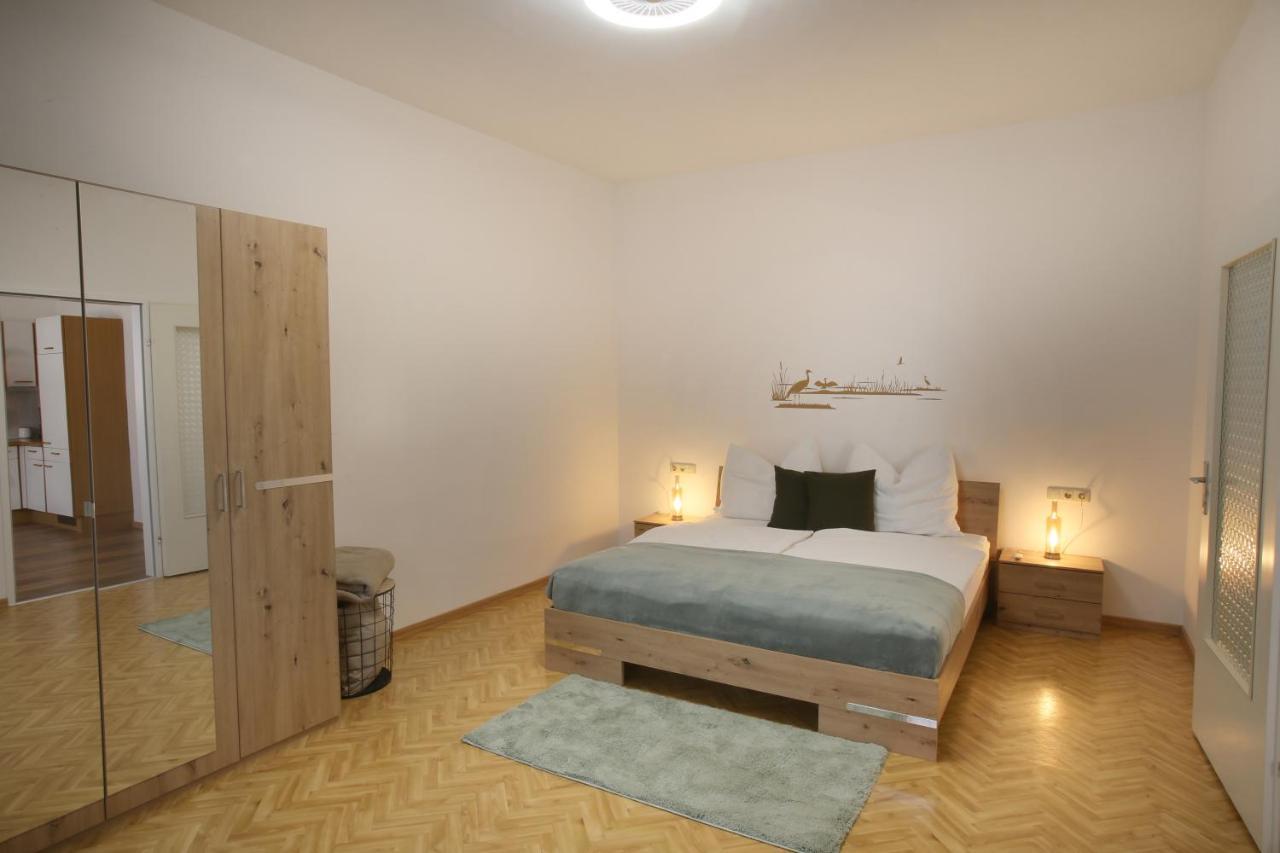 Appartment Weinbau Müllner Neusiedl am See Exterior foto